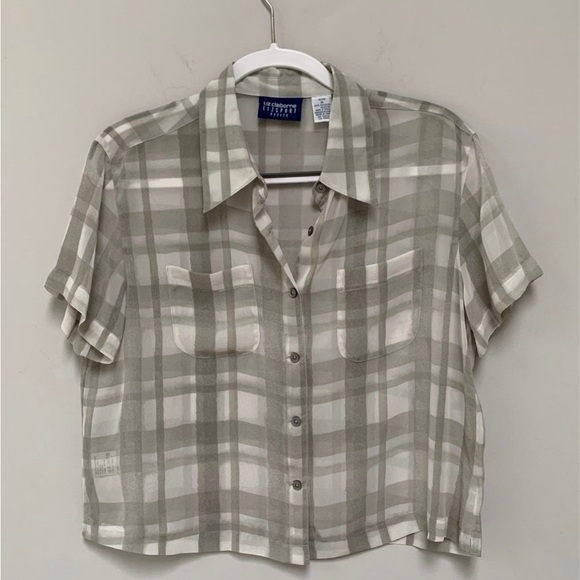 Liz Claiborne Checked Top P/Medium - Picture 3 of 5